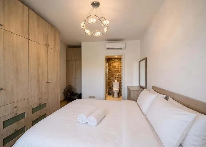 Villa Luxury 4bdr With Private Garden L Einbay Sokhna *